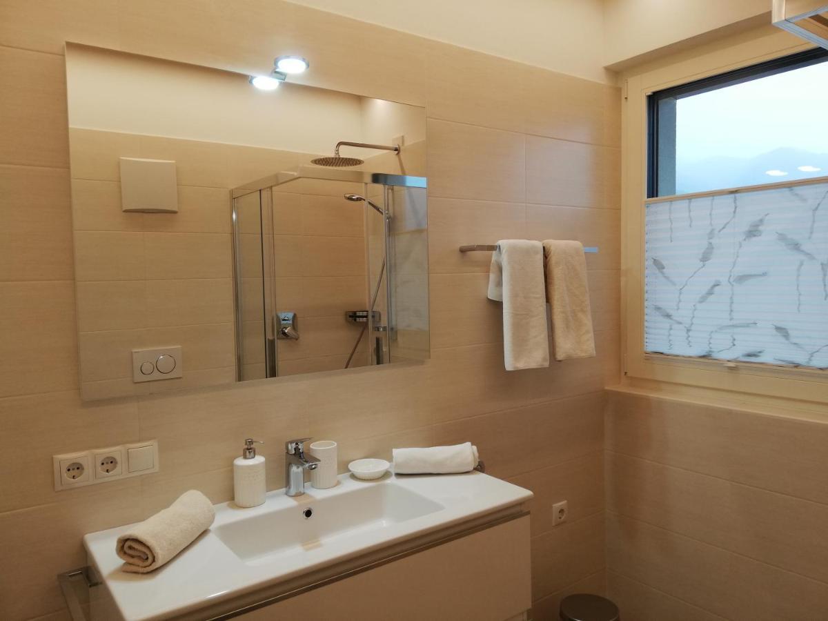 Gisshuebelhof Apartment Андриан Екстериор снимка