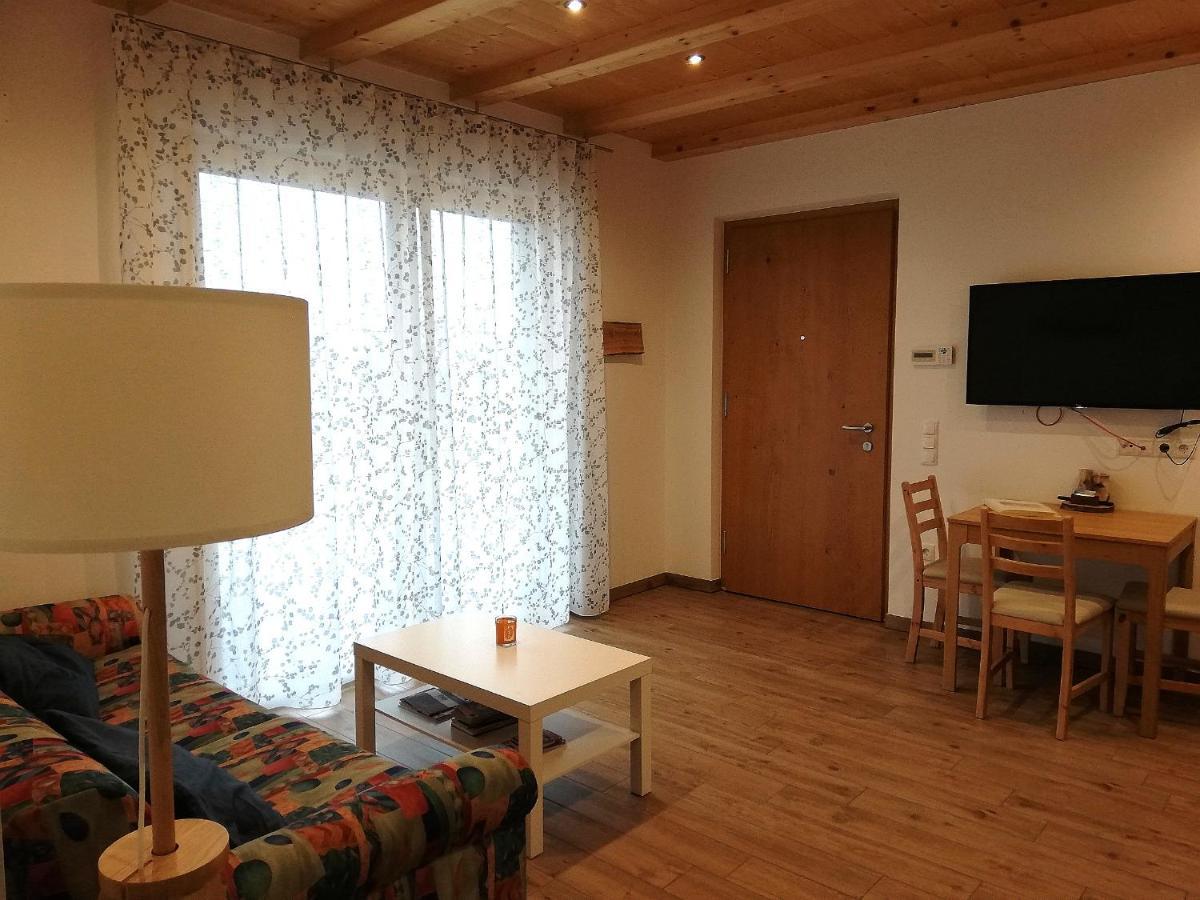 Gisshuebelhof Apartment Андриан Екстериор снимка